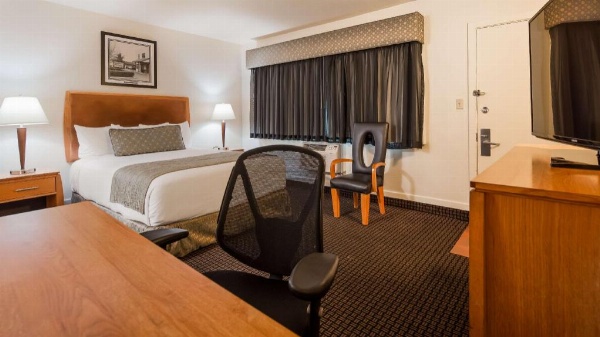 Best Western Pine Tree Motel image 16