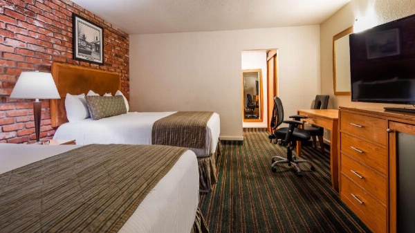 Best Western Pine Tree Motel image 19